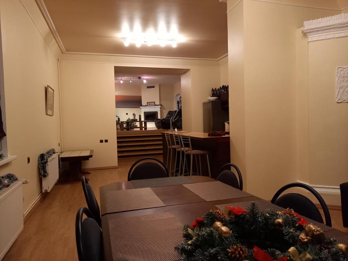 Villa Figaro à Ventspils Extérieur photo